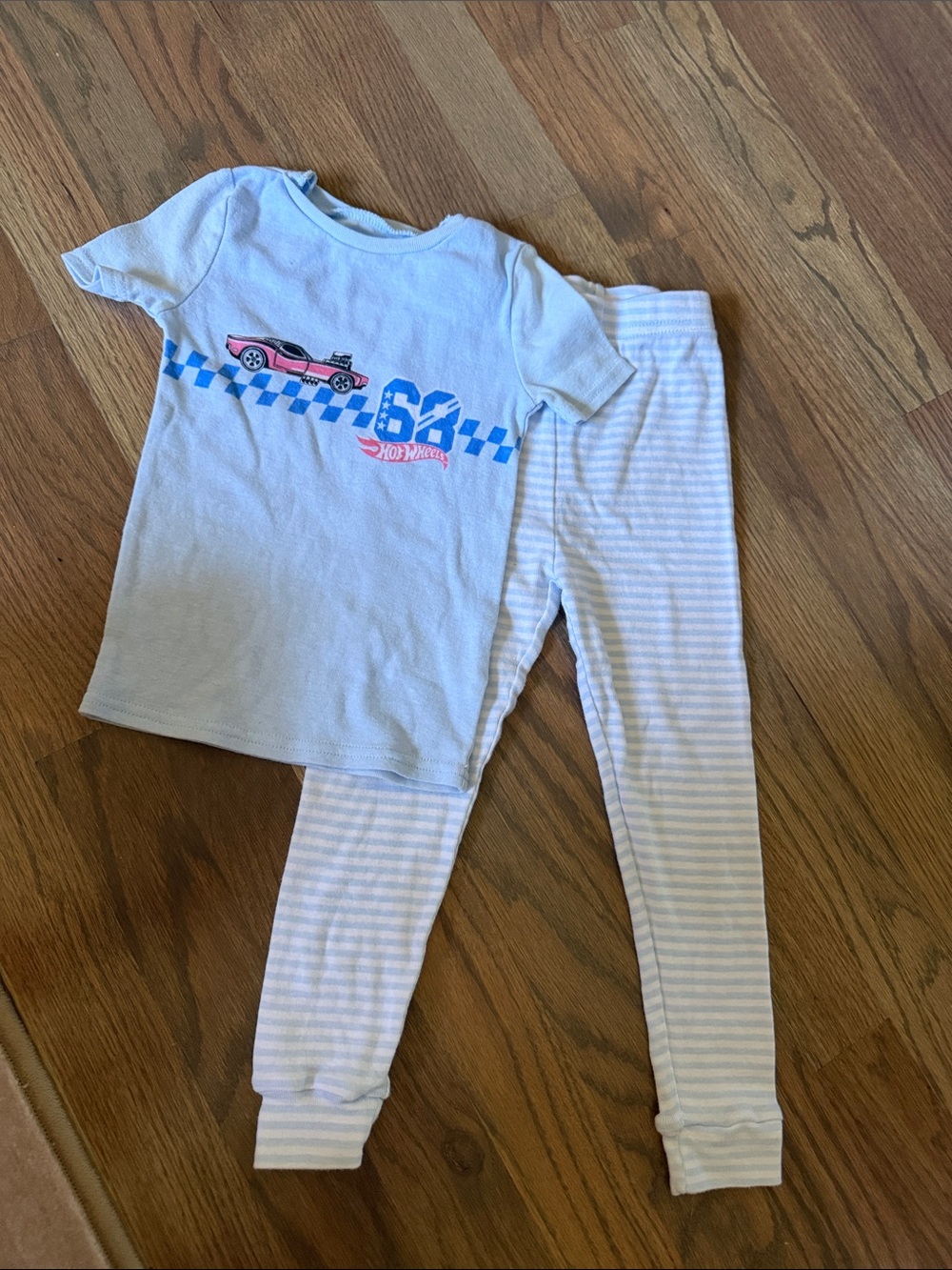 Light Blue & Pink Race Car Kids Pajama Set - Hot Wheels